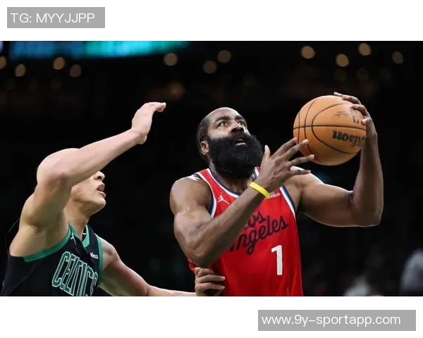 哈登谈客场逆转困难称这是一场防守大战需全力以赴才能争胜 哈登谈客场逆转困难称这是一场防守大战需全力以赴才能争胜