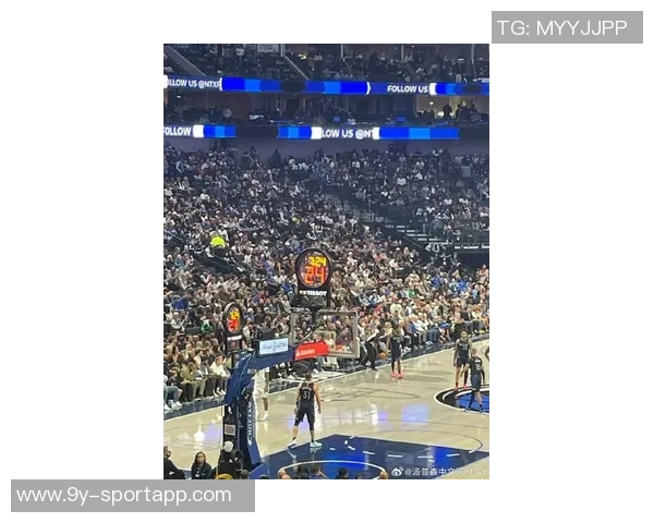 克莱三分表现平平仅得13分下半场未能得分球队双加时遗憾落败