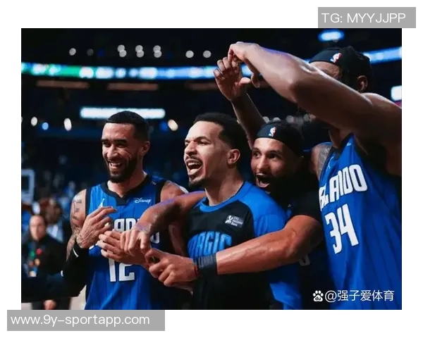 布朗与凯尔特人携手逆袭低估者展现攻防一体的实力